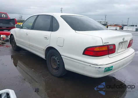 1999 Toyota Avalon Xl from USA, damaged, VIN 4T1BF18B2XU322902